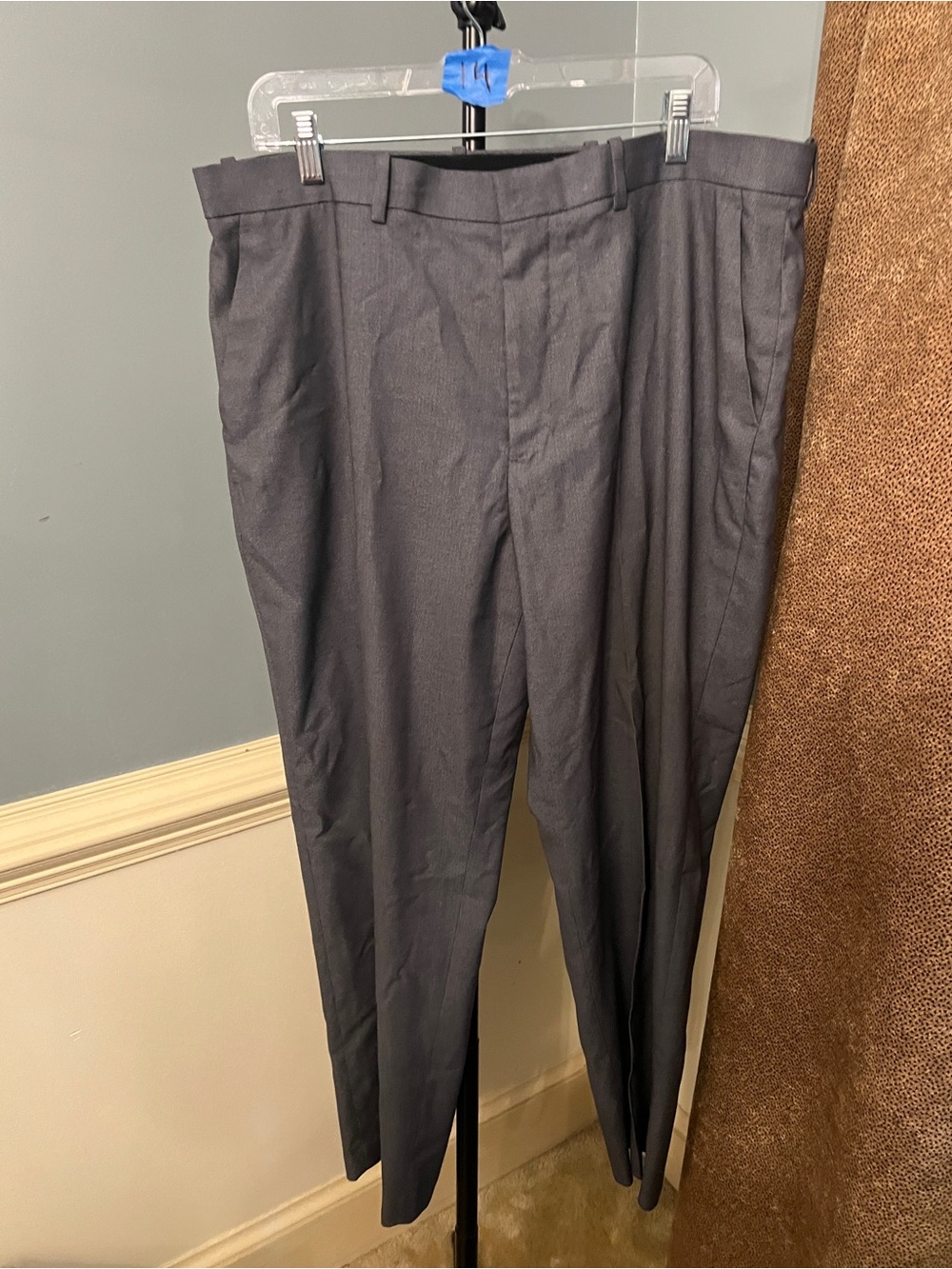 Men's Tailored Dress Pants in Charcoal Gray